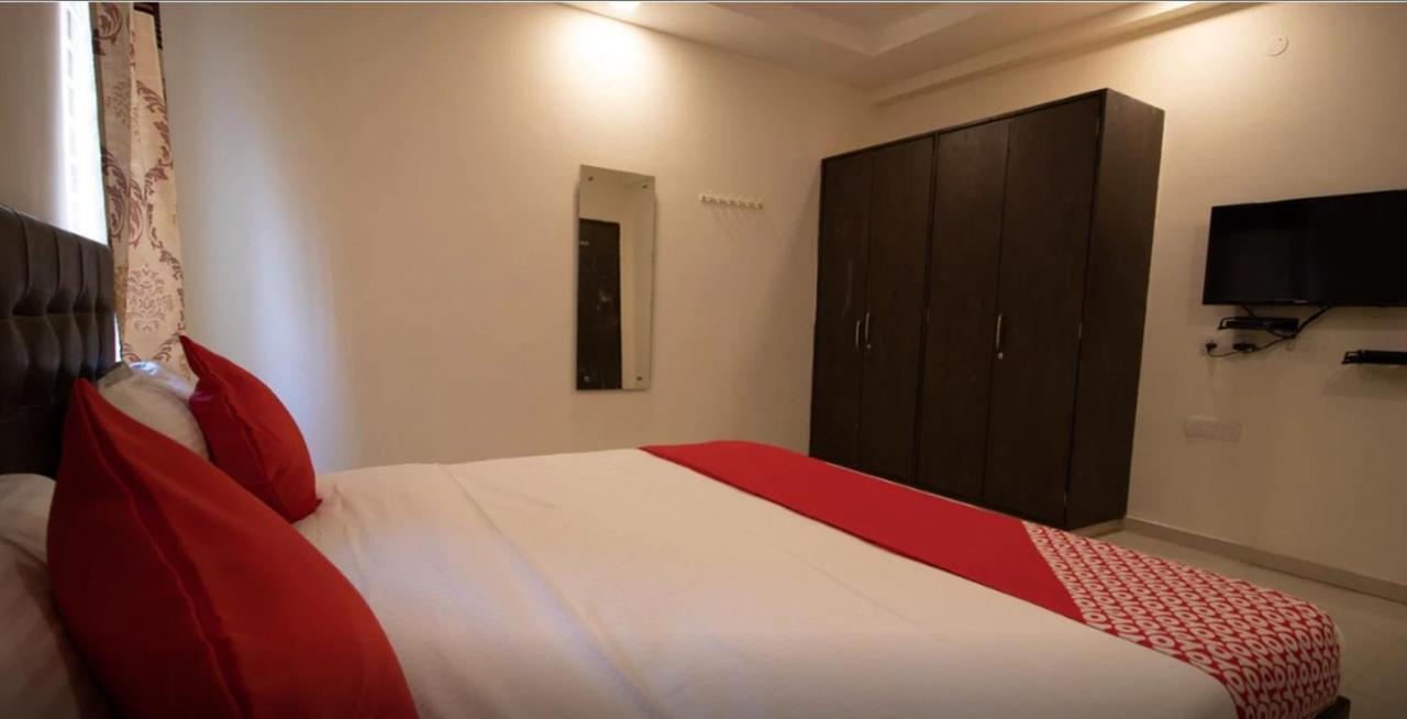 Jenus Hotel-Sindhi Camp Divisione di Divisione di Jaipur Esterno foto