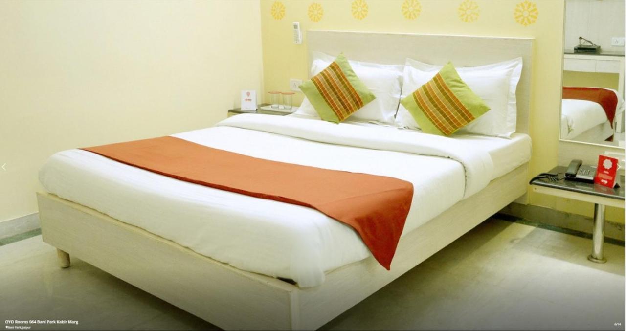 Jenus Hotel-Sindhi Camp Divisione di Divisione di Jaipur Esterno foto